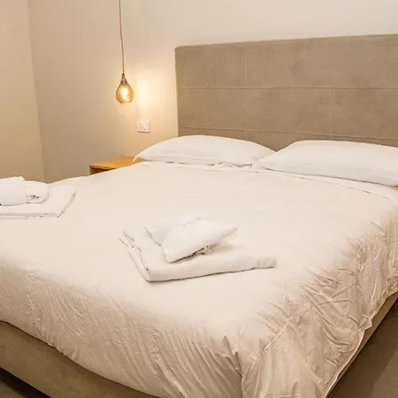 Dome 266 Guest house